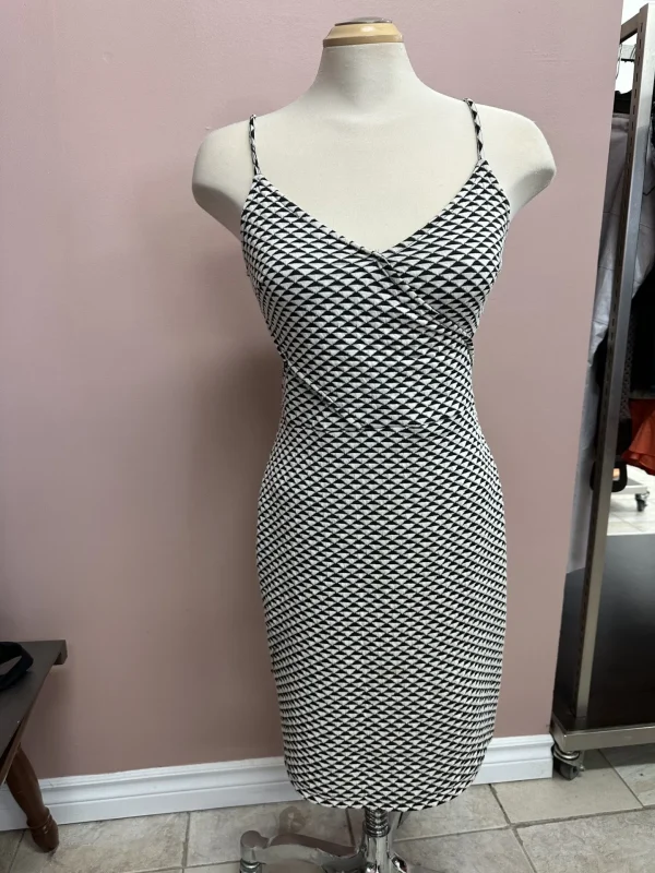 Black and White Cut Out H&M Small1